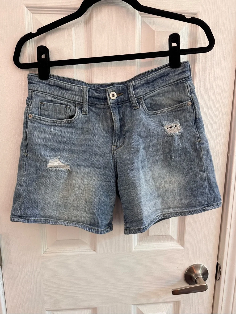 PILCRO • ANTHROPOLOGIE Slim Boyfriend Denim Shorts Size 25 - Picture 1 of 6